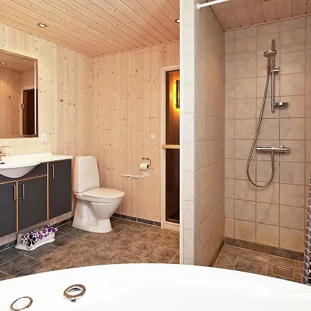 Three-bedroom Holiday In Slagelse 5