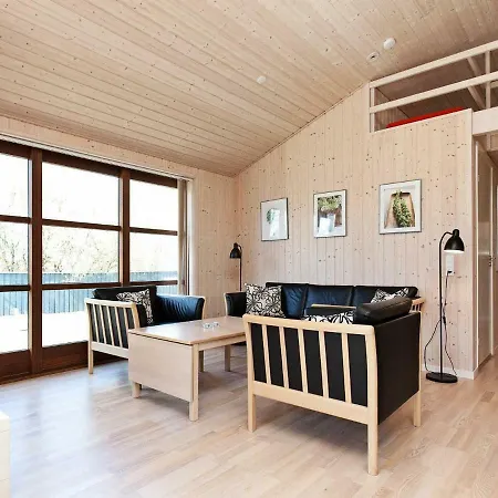 Three-bedroom Holiday In Slagelse 5 *